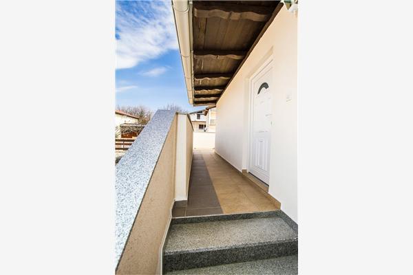 Apartment A2, for 4 persons