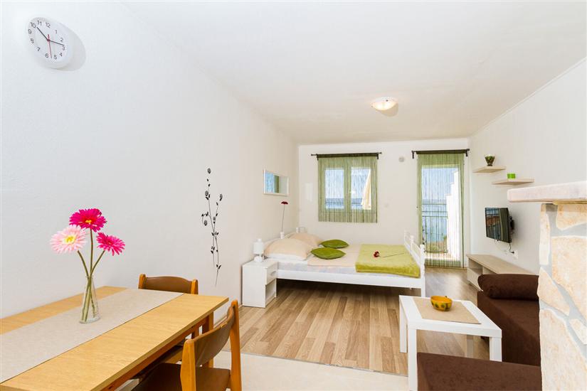 Apartment A3, for 3 persons