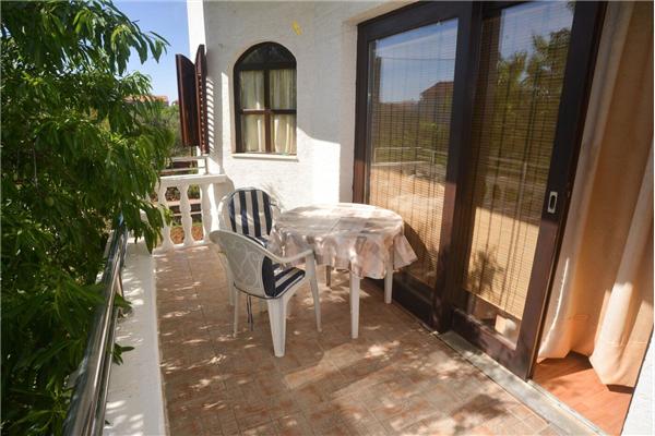 House K1, for 12 persons