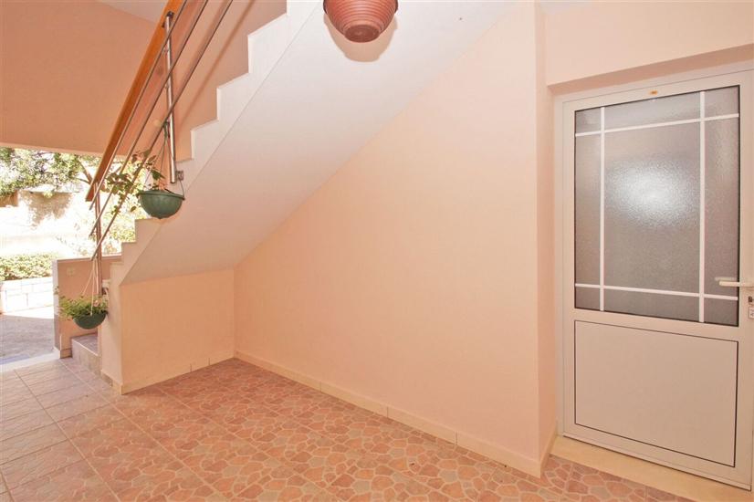 Apartment A2, for 5 persons
