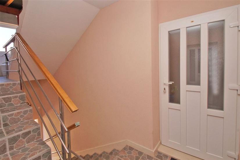 Apartment A3, for 5 persons