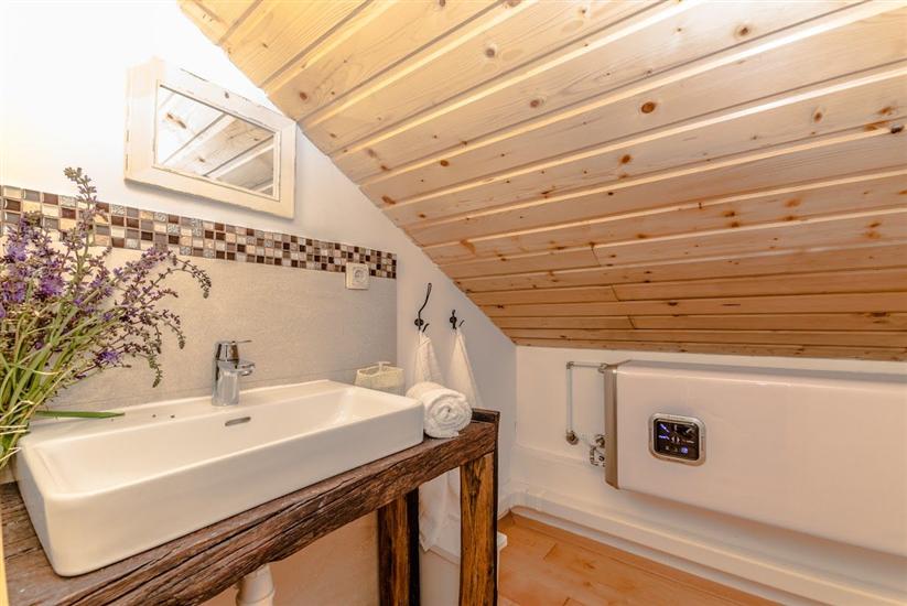 House K1, for 8 persons