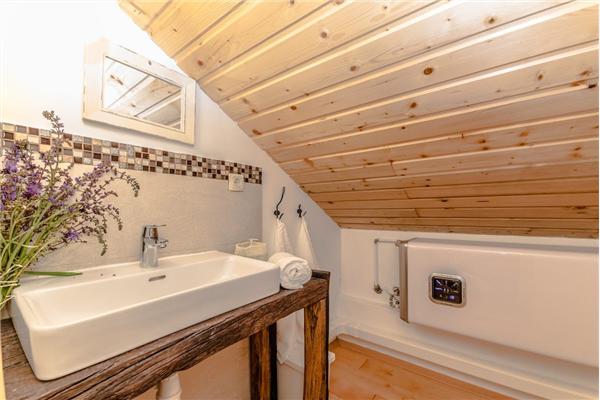 House K1, for 8 persons