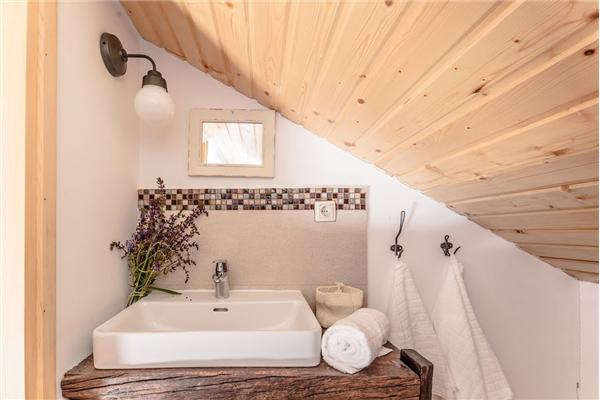 House K1, for 8 persons