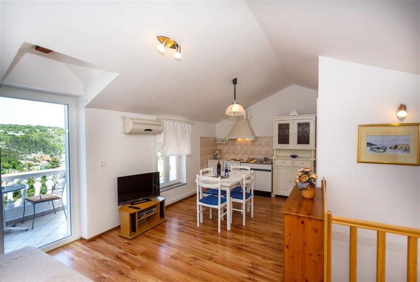 Apartment A1, for 3 persons