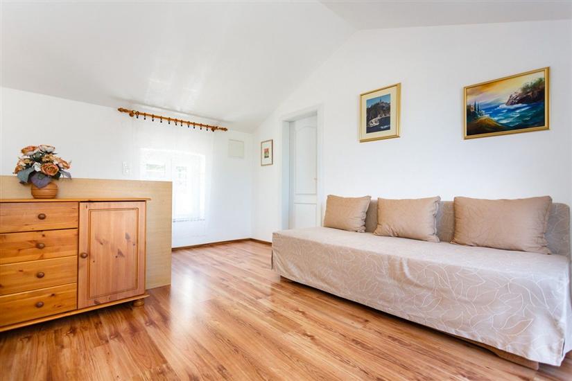 Apartment A1, for 3 persons