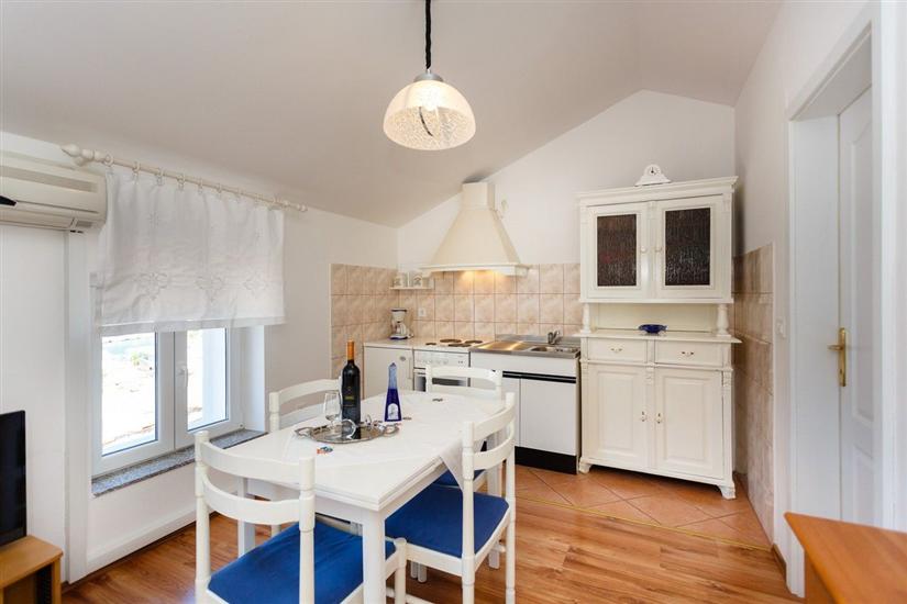 Apartment A1, for 3 persons