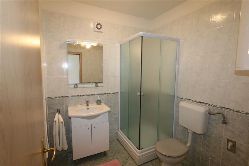 Apartment A1, for 6 persons