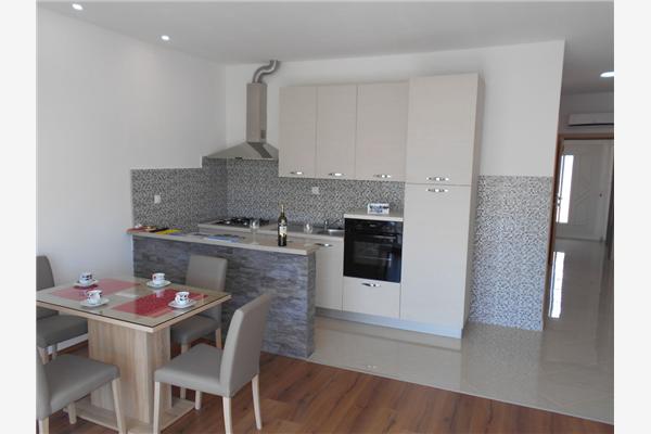 Apartment A2, for 5 persons