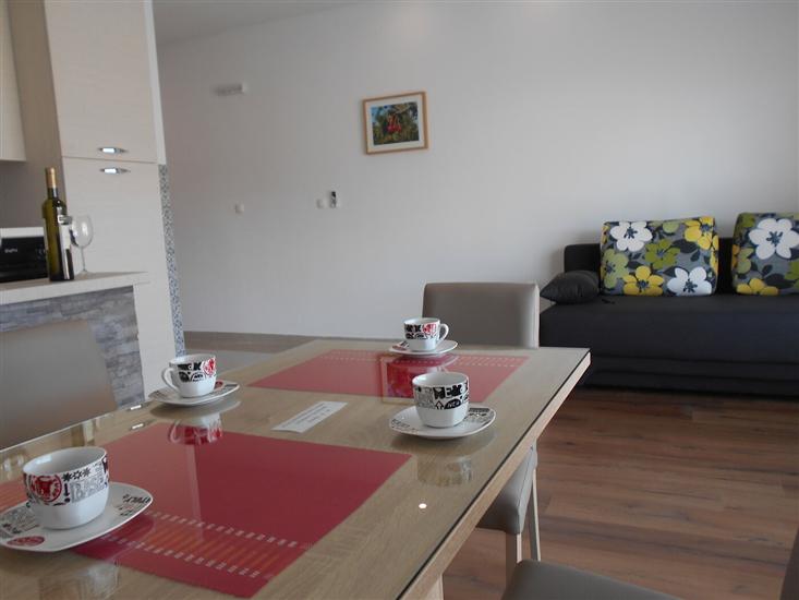 Apartment A2, for 5 persons