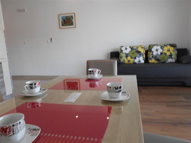 Apartment A2, for 5 persons