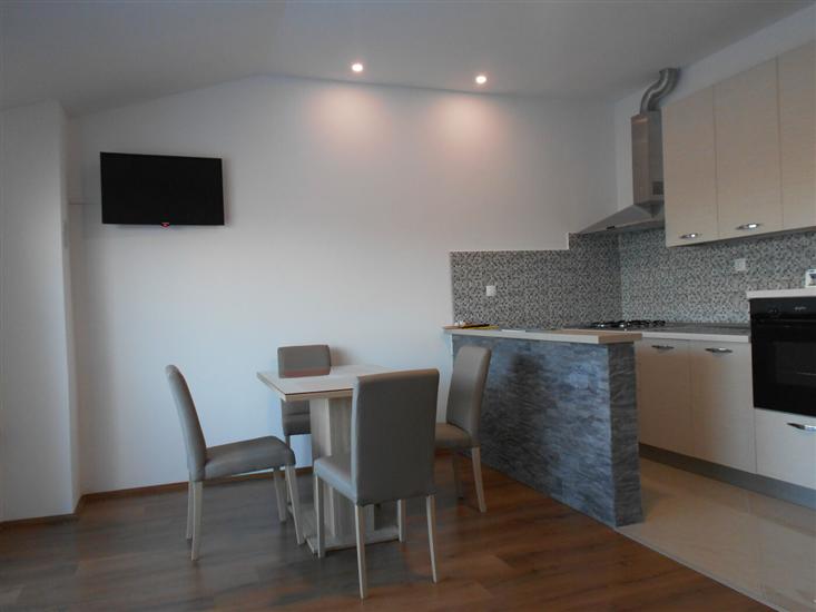 Apartment A2, for 5 persons
