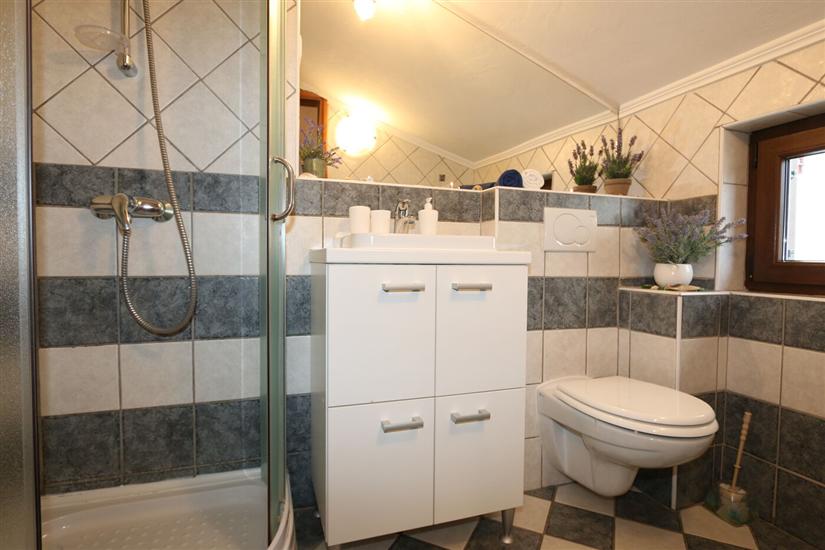 Apartment A1, for 7 persons