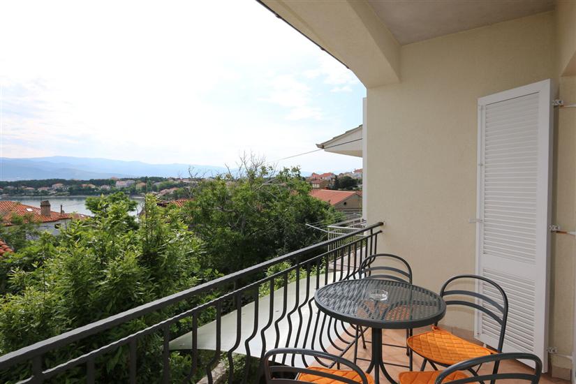 Apartman A2, na 6 osebe