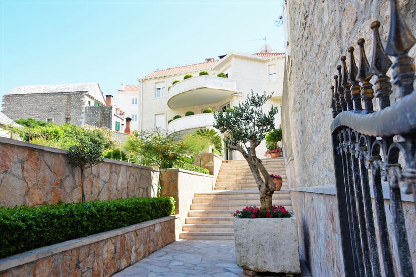 Apartment A1, for 6 persons