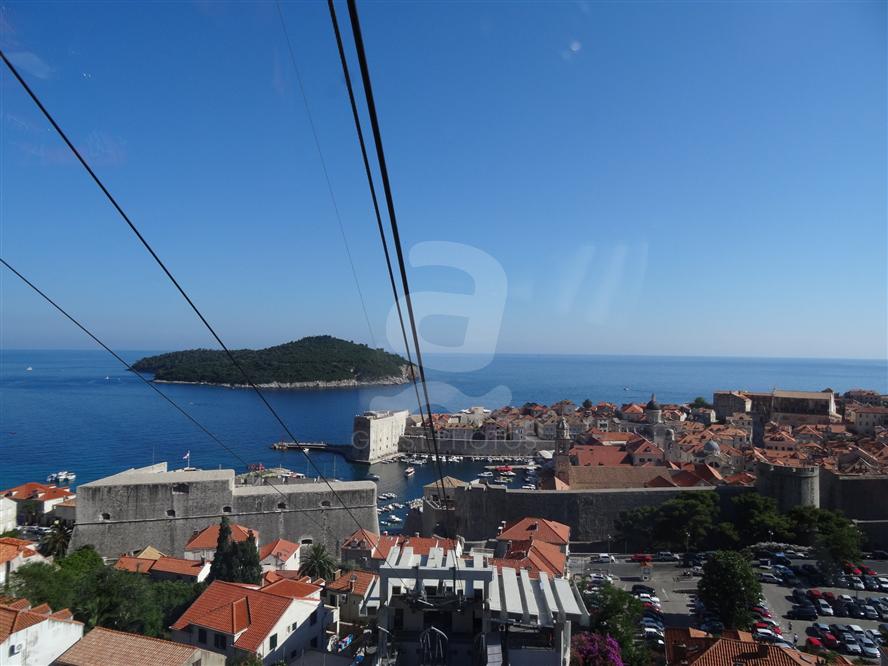 Dubrovnik-cable-car