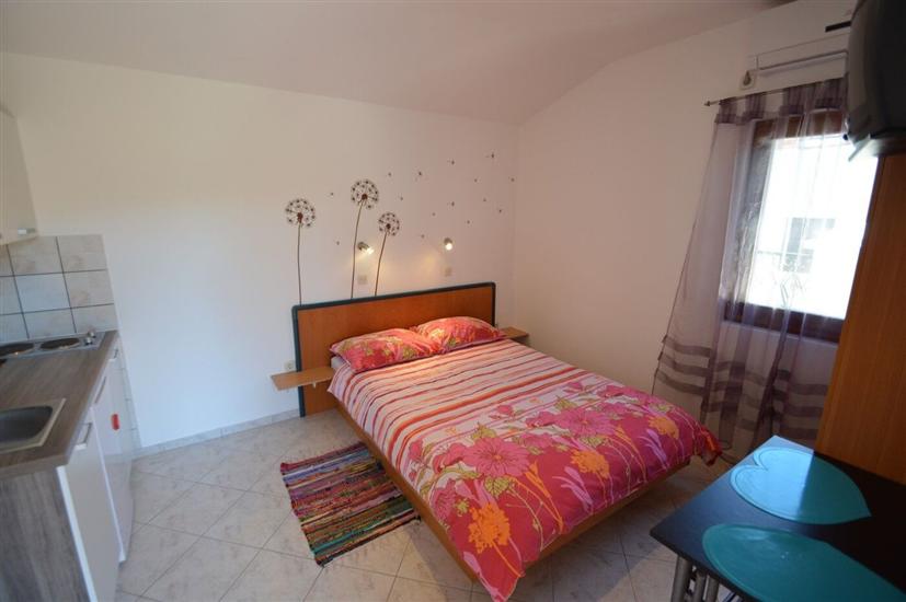 Apartment A1, for 2 persons