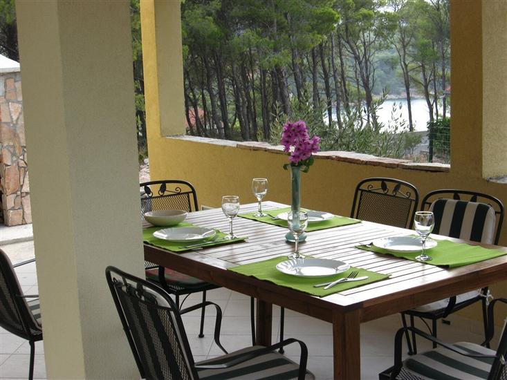 Apartment A1, for 5 persons