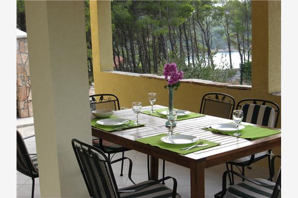 Apartment A1, for 5 persons