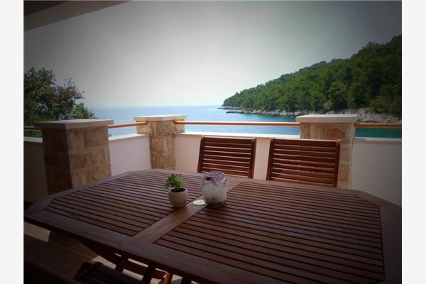 Apartment A3, for 5 persons