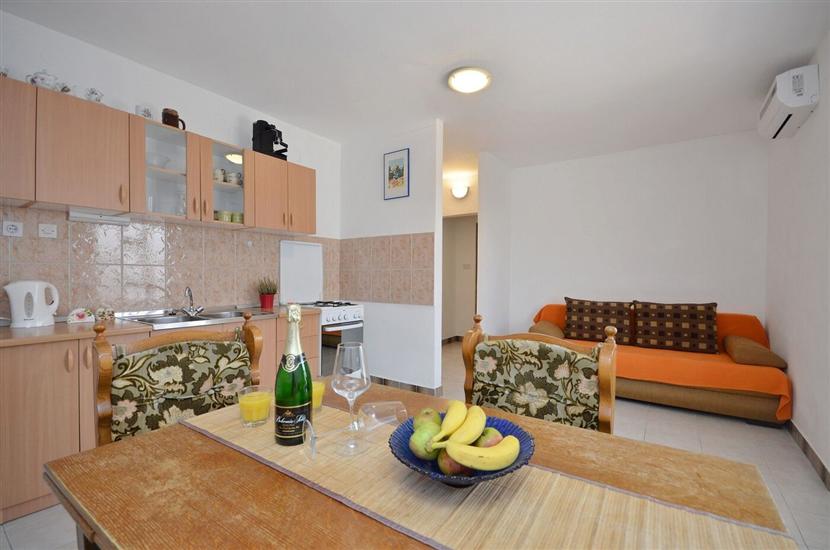 Apartment A1, for 4 persons