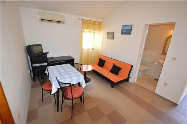 Apartment A2, for 4 persons