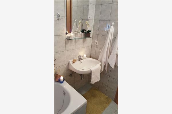 Apartment A1, for 7 persons