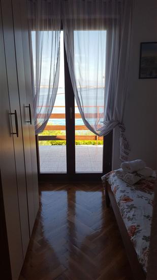 Apartment A1, for 7 persons