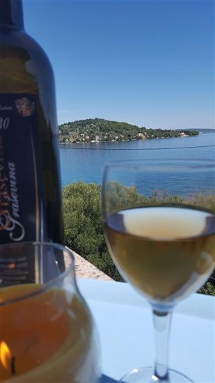 Apartment A1, for 7 persons