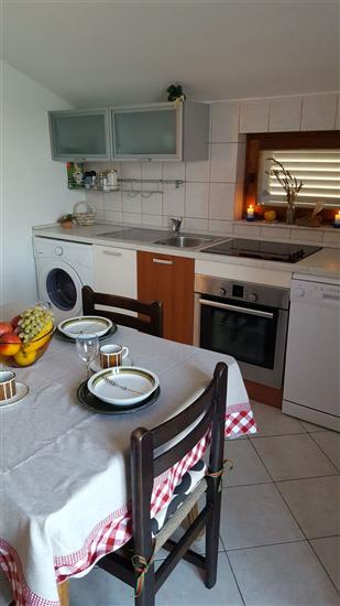 Apartment A1, for 7 persons