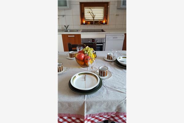 Apartment A1, for 7 persons