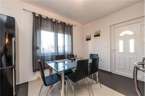 Apartment A1, for 6 persons