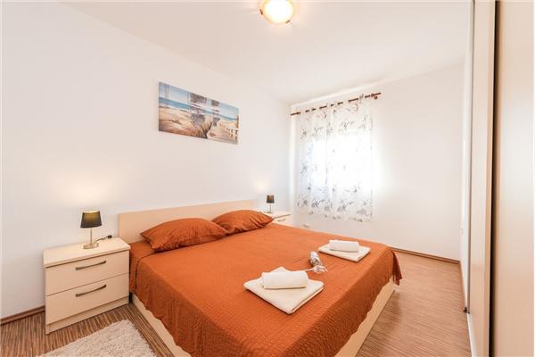Apartment A1, for 6 persons