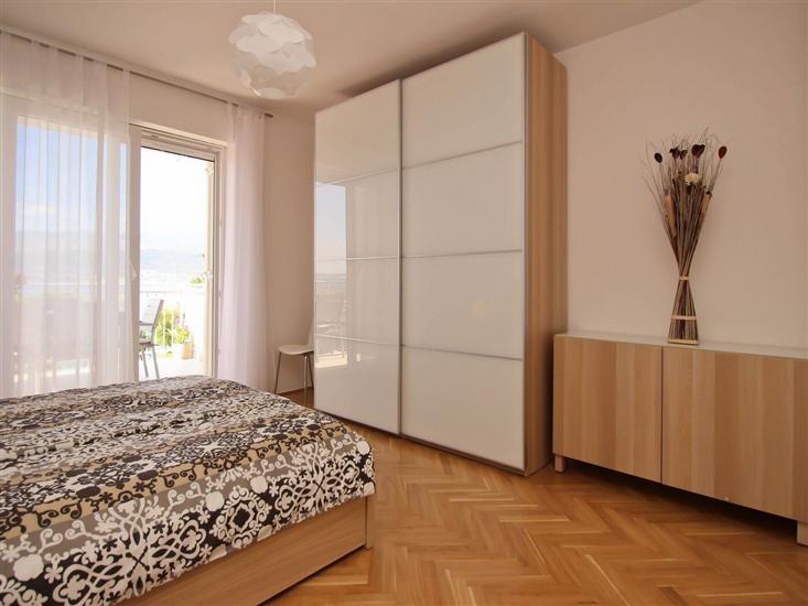 Apartment A1, for 5 persons
