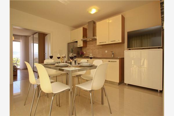 Apartment A1, for 5 persons