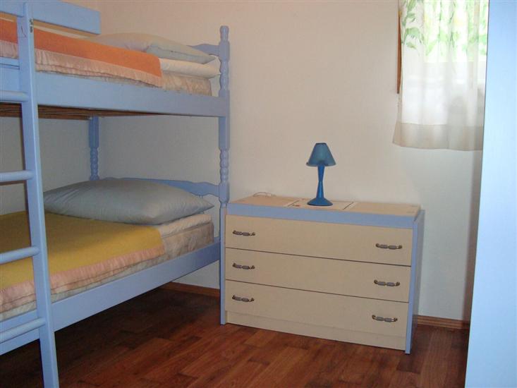 Apartment A1, for 5 persons