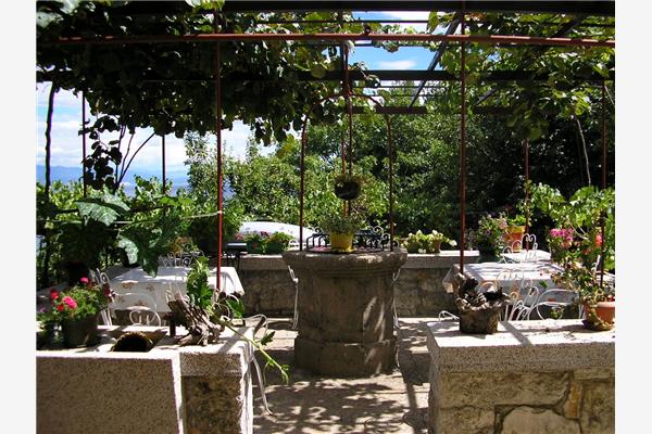 Apartment A1, for 5 persons