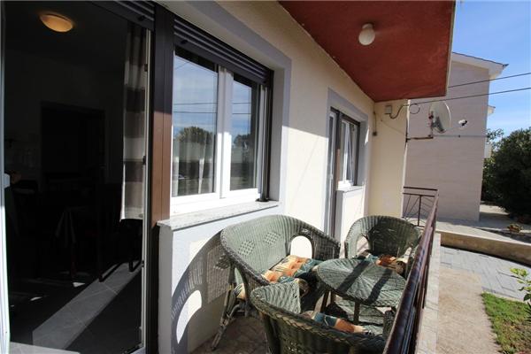 Apartment A1, for 5 persons