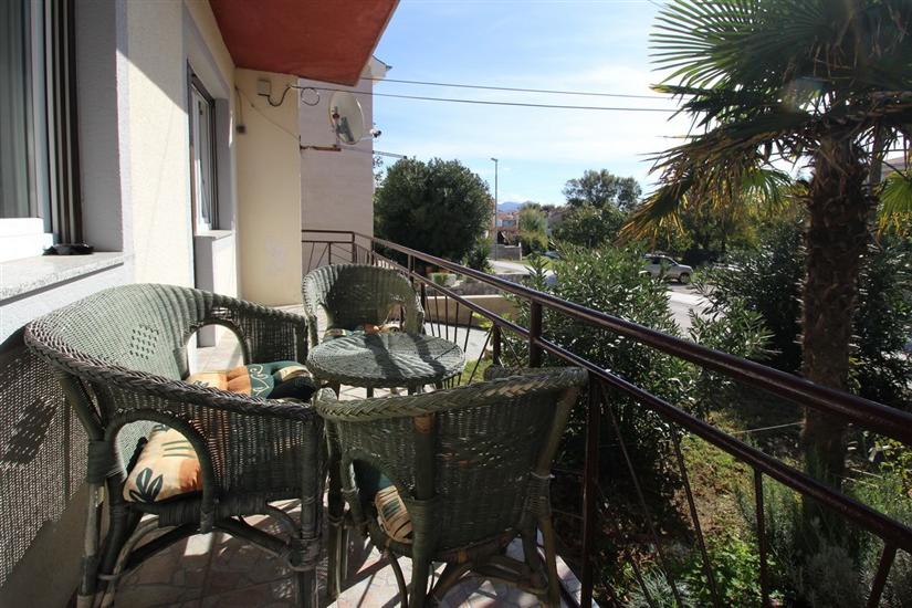 Apartment A1, for 5 persons