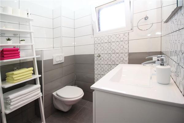 Apartment A1, for 5 persons