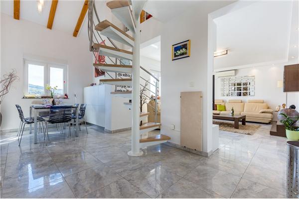 Apartment A1, for 6 persons