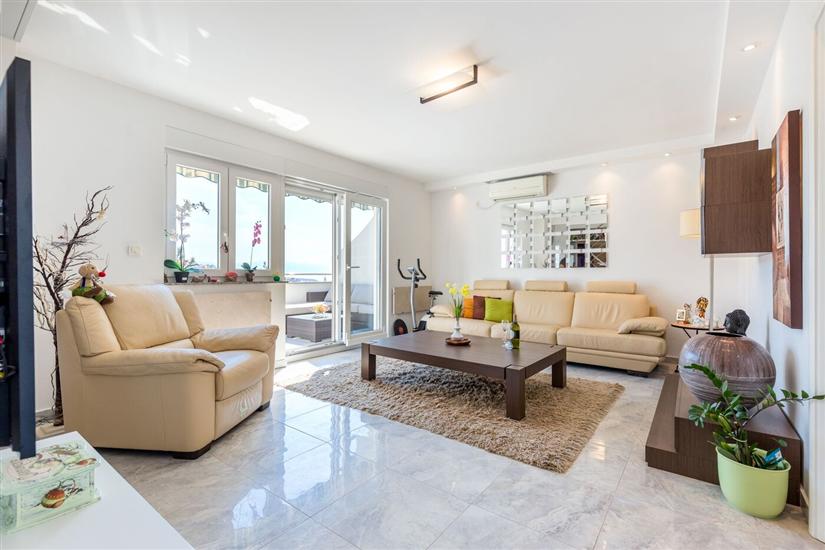 Apartment A1, for 6 persons