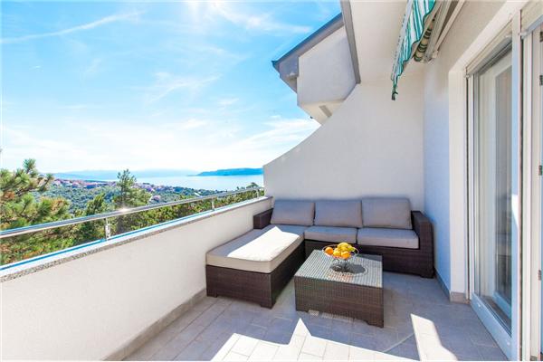 Apartment A1, for 6 persons