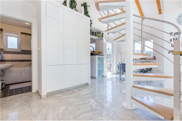 Apartment A1, for 6 persons