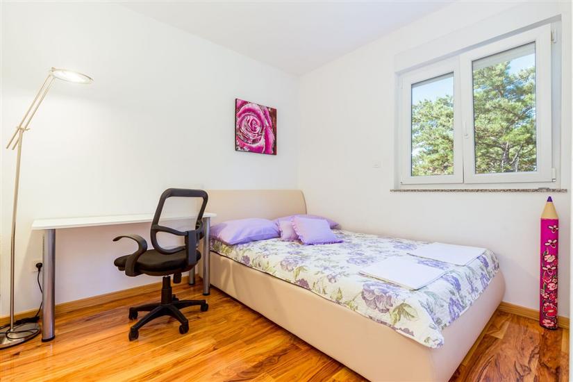 Apartment A1, for 6 persons