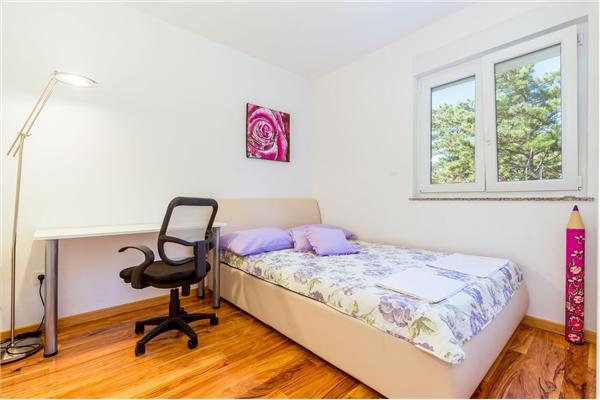 Apartment A1, for 6 persons