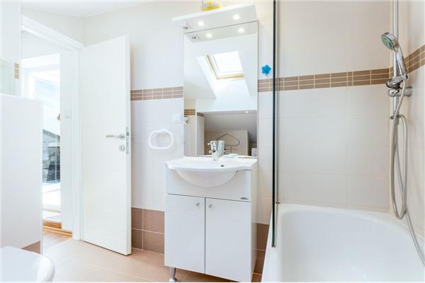 Apartment A1, for 6 persons