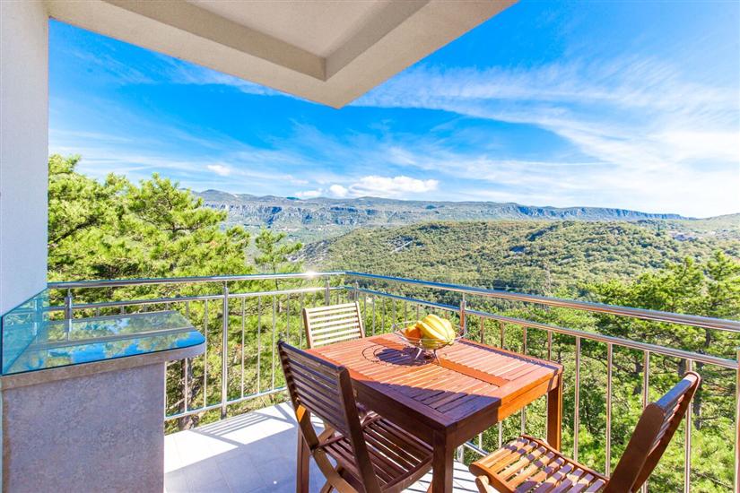 Apartment A1, for 6 persons