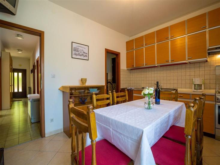 Apartment A1, for 6 persons