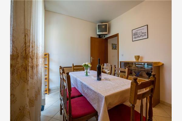 Apartment A1, for 6 persons